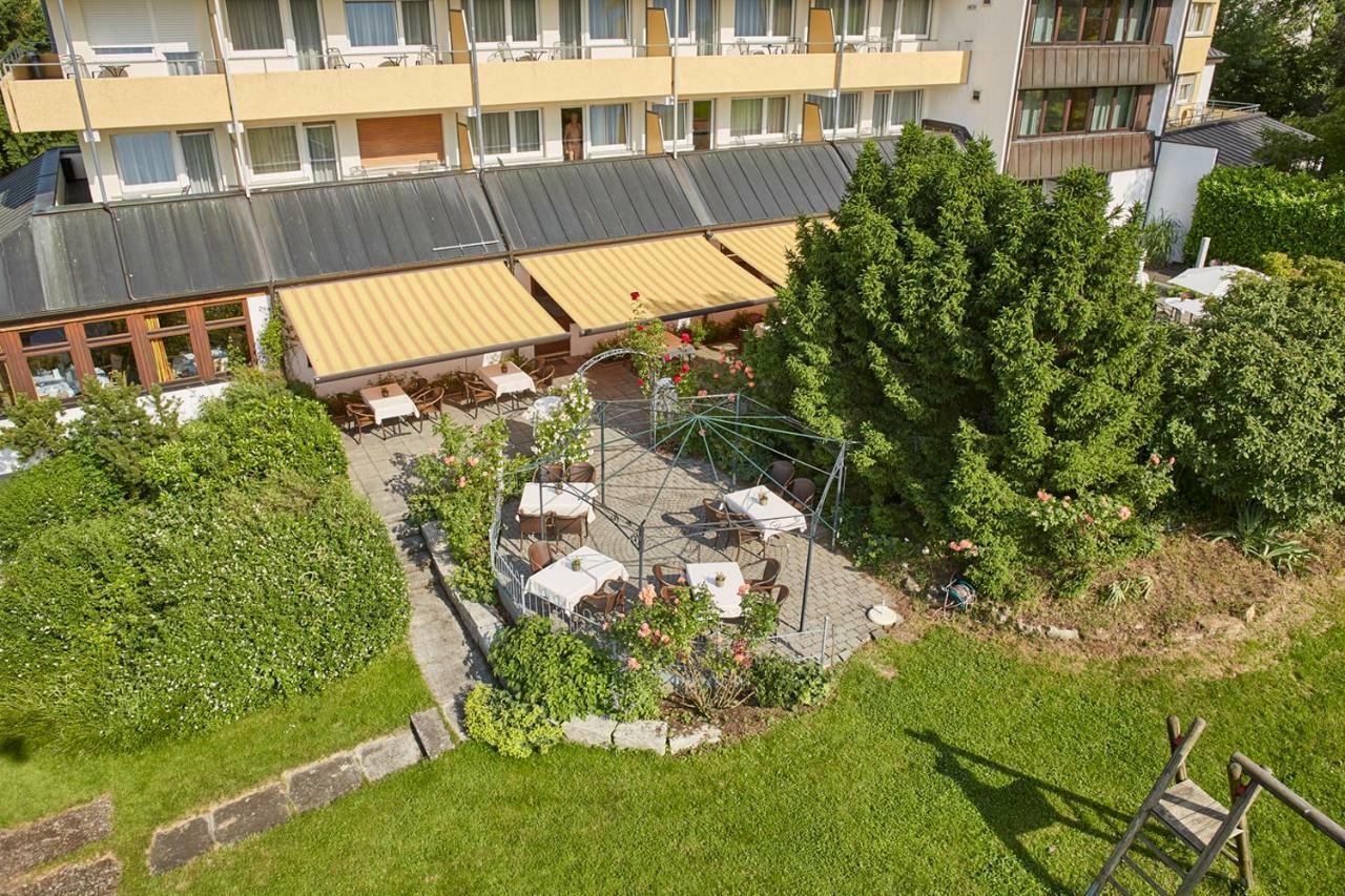Badhotel Restaurant Stauferland Bad Boll Exterior photo